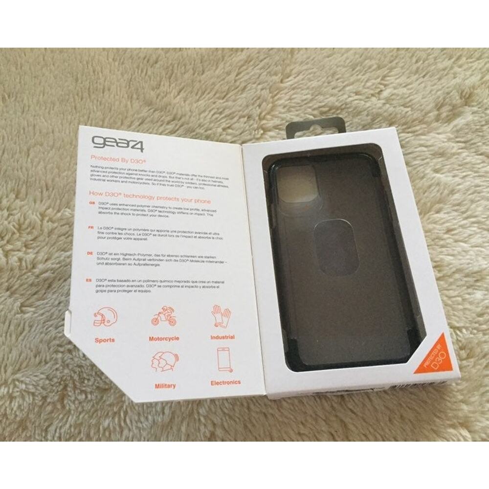 Gear4 iphone 11 wembley case- Smokey - Picture 2 of 2